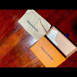 Mini Louis Vuitton Case